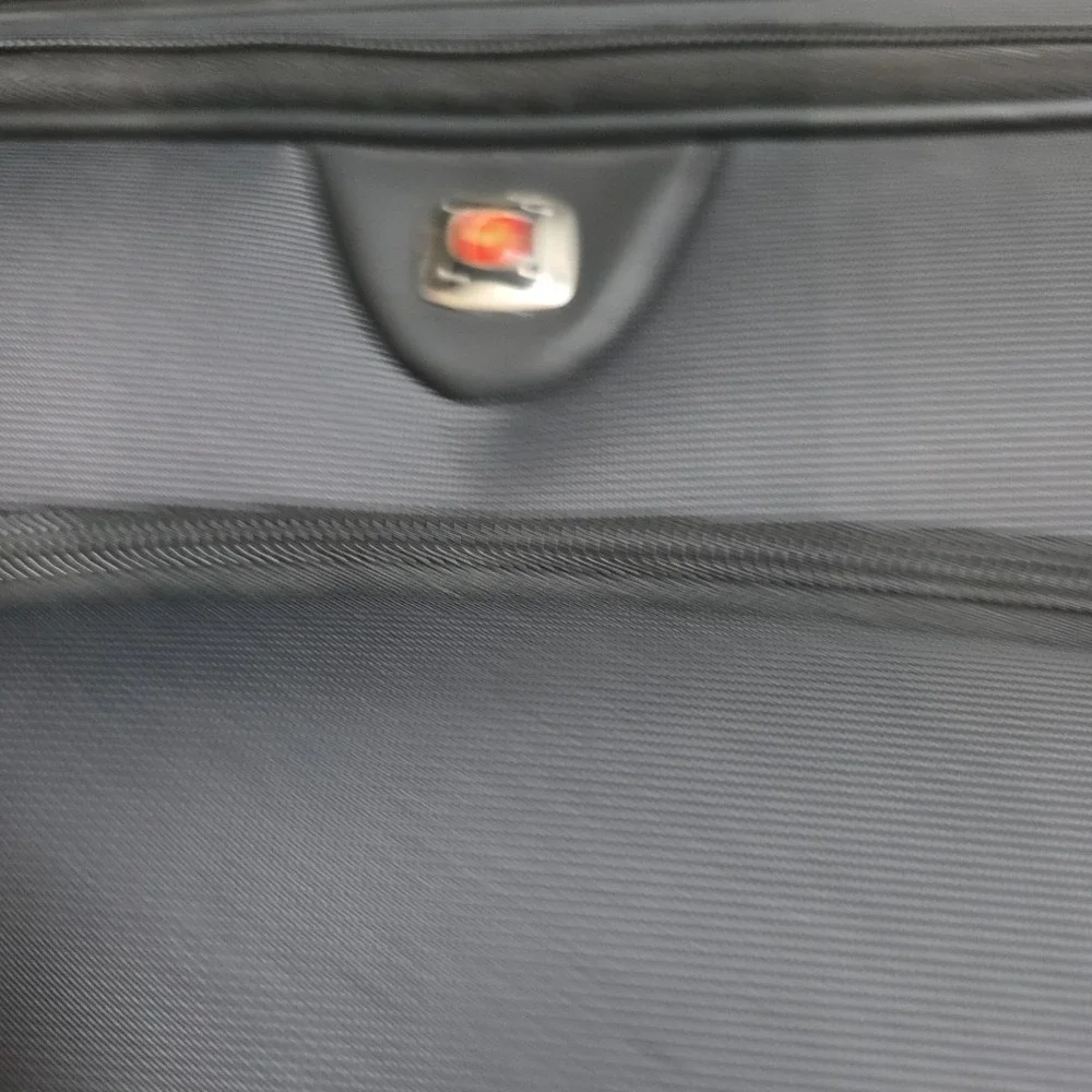 Wenger Swiss Gear Computer Laptop Tablet Carrying Black Briefcase Travel Bag